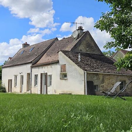 Maison De Vacances Gilly-les-Citeaux Luaran gambar