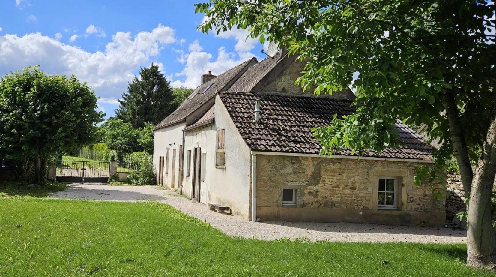 Maison De Vacances Gilly-les-Citeaux Luaran gambar